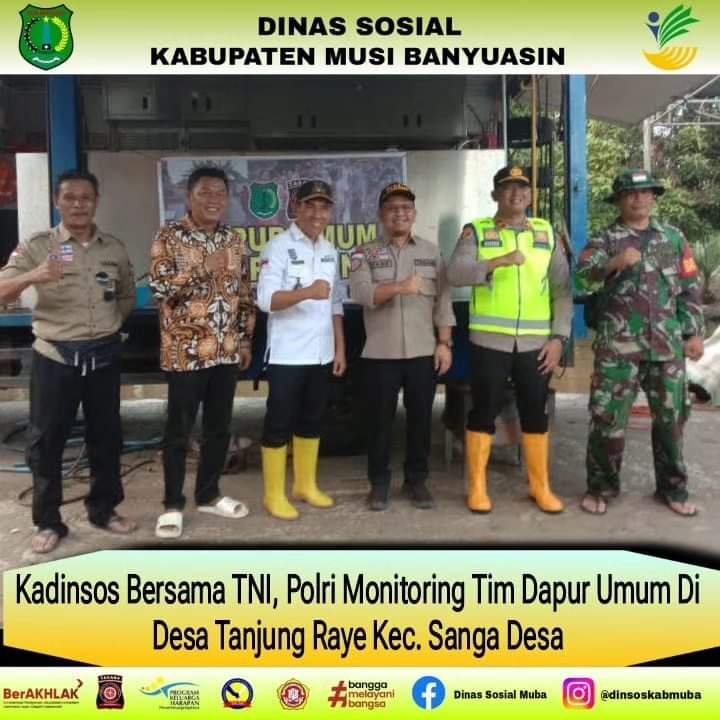 Kadinsos Bersama TNI Polri Monitoring Tim Dapur Umum di desa tanjung kec. Sanga Desa